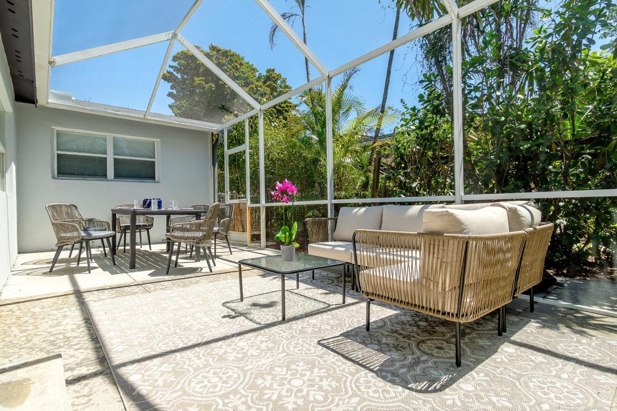 West Palm Beach Elegant 5Br With Hot Tub And Fire Pit Near Beach Экстерьер фото