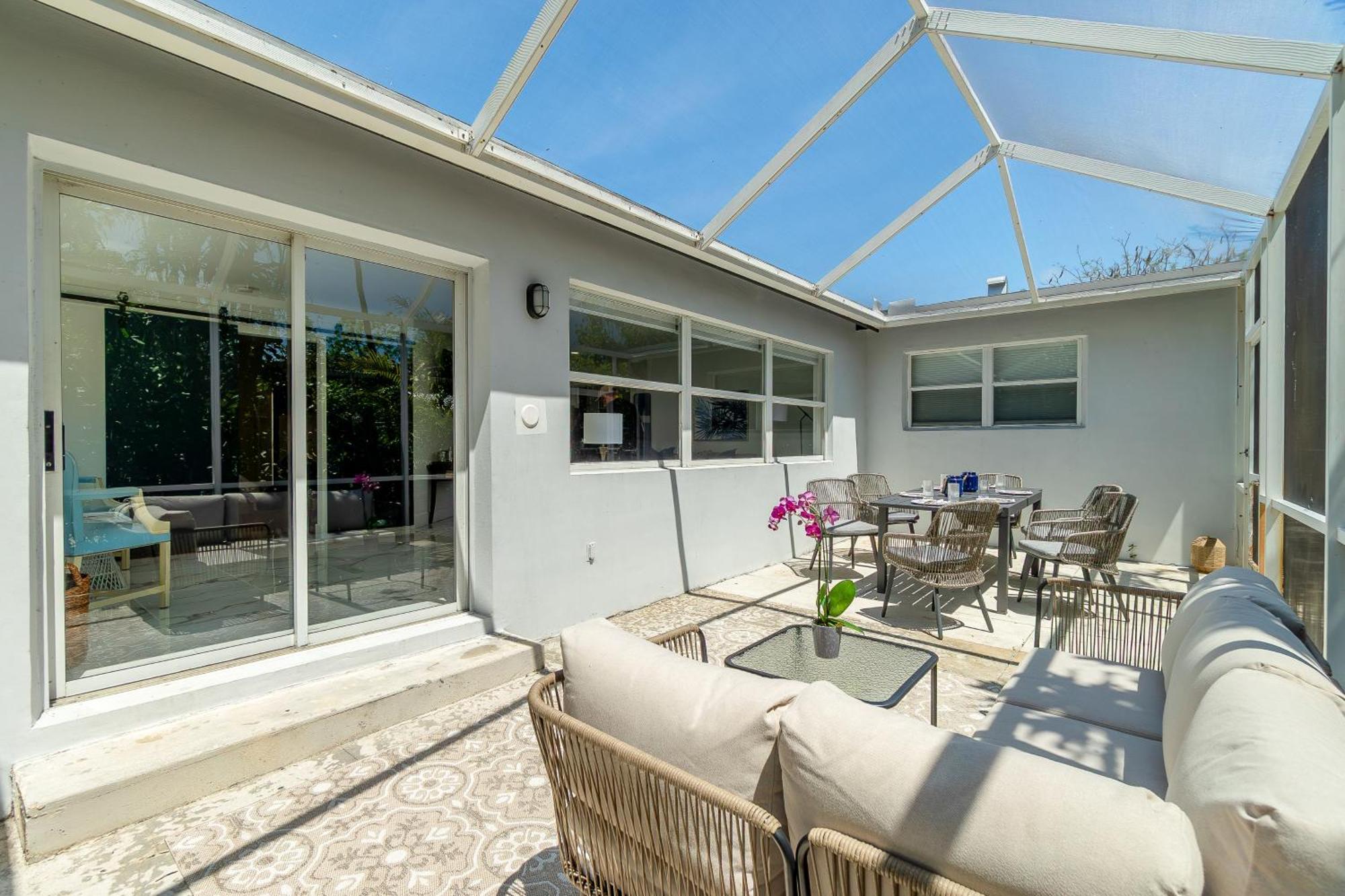 West Palm Beach Elegant 5Br With Hot Tub And Fire Pit Near Beach Экстерьер фото